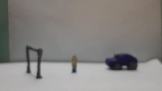 Паша разбил лобовое стекло мерседеса. смотреть онлайн