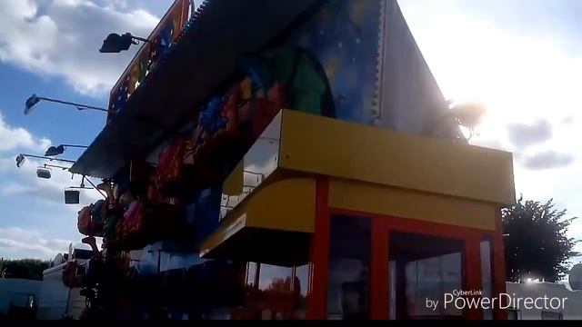 Montage fête foraine Charleville-Mézières смотреть онлайн