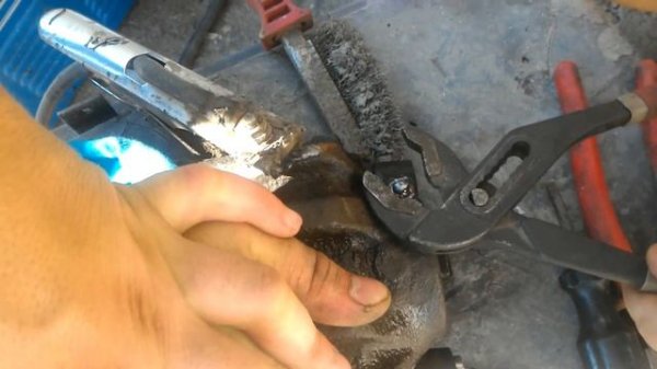 СЛОМАЛСЯ ШТУЦЕР ПРОКАЧКИ КАК ЕГО ВЫКРУТИТЬ