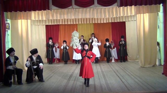 Шуточный "Танец поколений" в исполнении танцевального коллектива "Талисман" смотреть онлайн