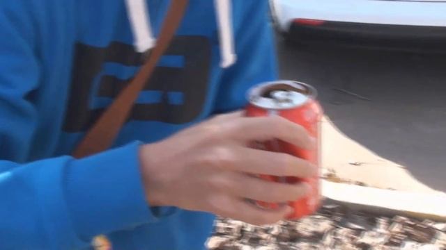 Неубиваемый Телефон, "Кола+Ментос Challenge" и Охотники на Привидений :D смотреть онлайн