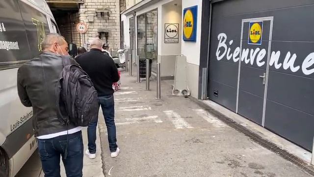 Карантин во Франции. Базилика Нотердам в Ницце после.... Очередь в магазин, обзор покупок смотреть онлайн