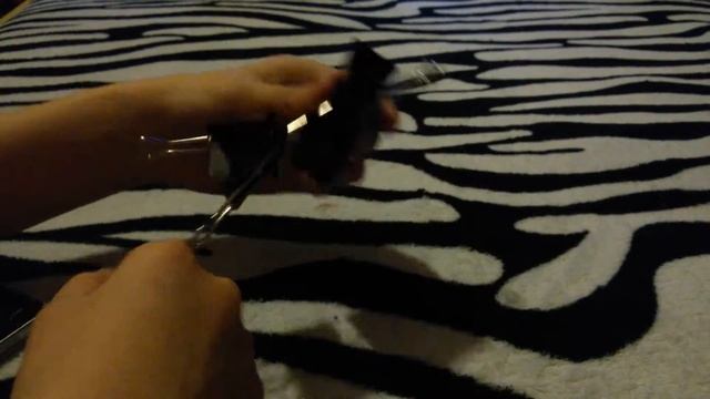 Небольшая подставка для телефона из скрепок смотреть онлайн