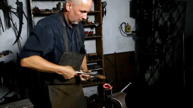 Cyril Horák – majster ľudovej umeleckej výroby za rok 2013 смотреть онлайн