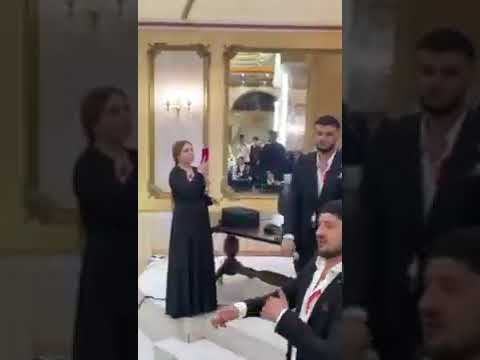 Темной ночью сижу я под луной цыганская версия смотреть онлайн