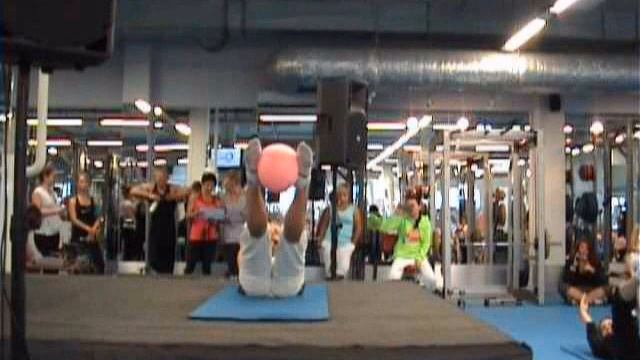 Pilates Mini Ball, Пилатес, Пилатес с малым мячем