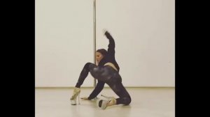 ЧТО МОГУТ ПРОФЕССИОНАЛЫ В ТАНЦЕ НА ШЕСТЕ/ПИЛОНЕ?