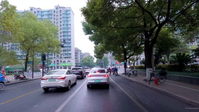 Driving Downtown Hangzhou, Rainy Driving in an Incredible Modern City | Zhejiang, China смотреть онлайн