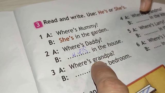 Spotlight 2 класс | Рабочая тетрадь | Where's Chuckles | Страница 16-17 | Английский язык для детей смотреть онлайн