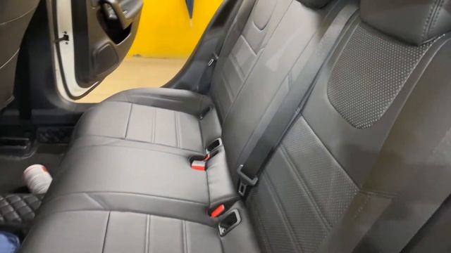 Чехлы на Mercedes A-Класс IV (W177) - экокожа с черной строчкой смотреть онлайн