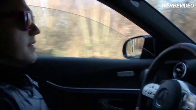 Dachboxking.de I Mercedes-Benz E53-AMG + Thule Force XT XL смотреть онлайн