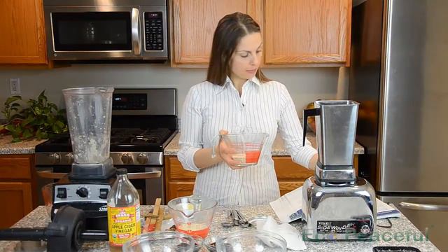 Vitamix 5200 vs 2200 Recipe Comparison: Raw Tahini Ginger Dressing смотреть онлайн