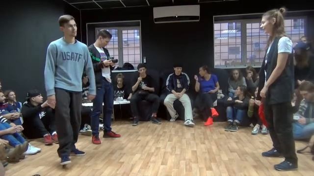 HOME BATTLE VOL.8/ POPPING 1X1/ SEMIFINAL 1 смотреть онлайн