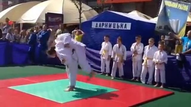 Дзюдо Крещатик смотреть онлайн