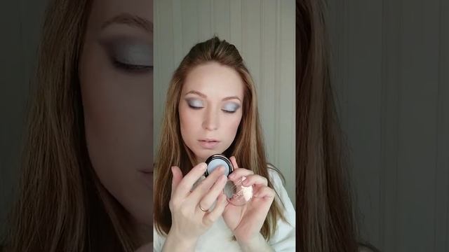 МАКИЯЖ В СЕРО-ГОЛУБЫХ ОТТЕНКАХ. СТРЕЛКА.БЮДЖЕТНАЯ КОСМЕТИКА ARTVISAGE смотреть онлайн