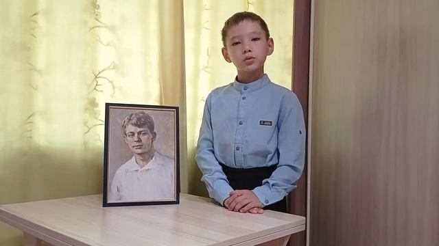 С.А.Есенин"Листья падают, листья падают..." Чтец: Рабец Даниил смотреть онлайн
