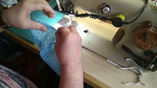 Многоразовая маска своими руками.Лазер для швейных машинок..... смотреть онлайн