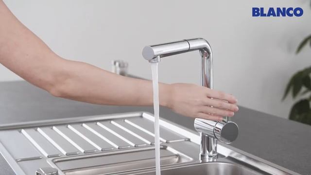 Кухонный смеситель BLANCO LINUS-S с выдвижным изливом смотреть онлайн