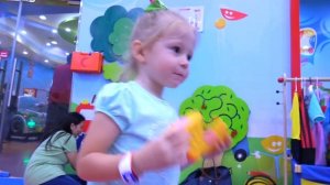 Кукла Лола потерялась на детской площадке