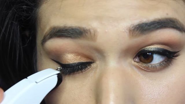 FALSE LASH STAPLE GUN? | Flirt Flashes Demo & Review смотреть онлайн