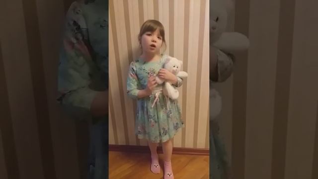 Стихотворение А. БАРТО. ЧИТАЕТ ОЛЕСЯ ЛЕЩЁВА смотреть онлайн