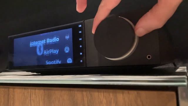 Evo 150 - Cambridge Audio - Knob Feel Review смотреть онлайн