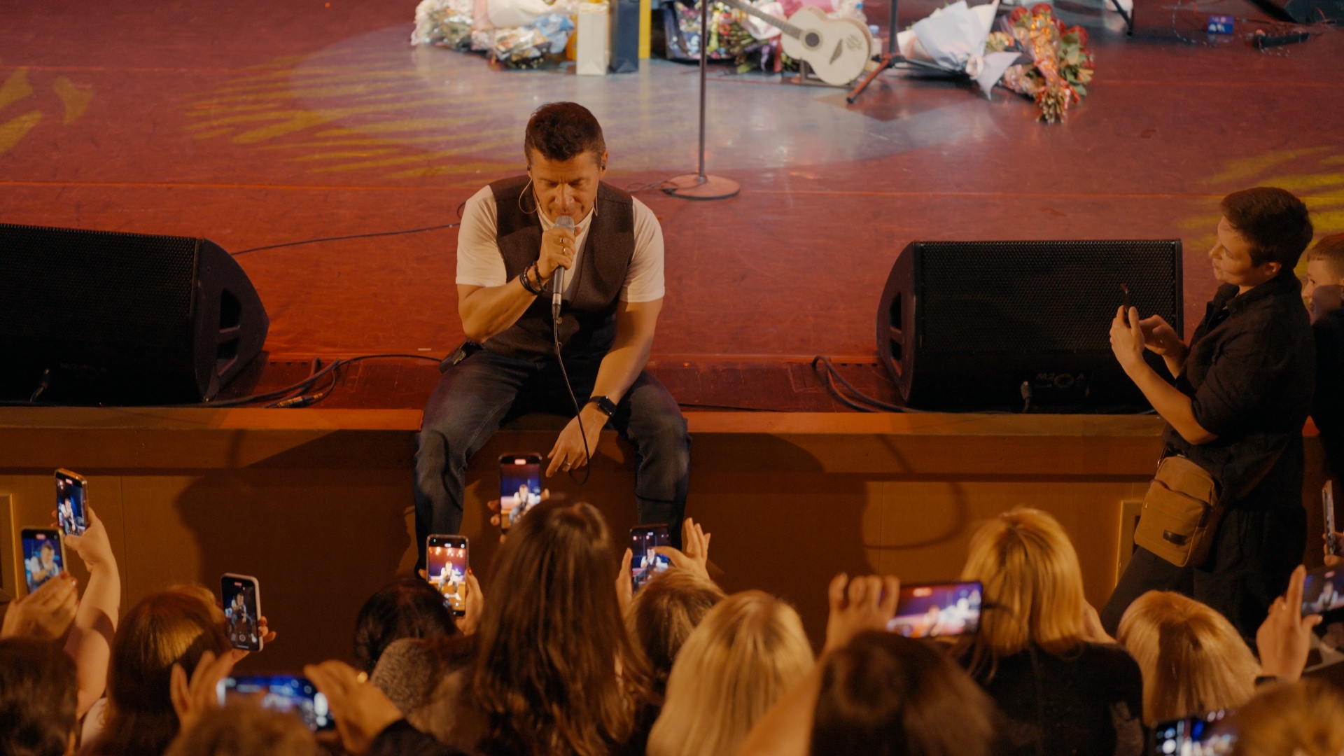 Андрей Картавцев - Налей огня. (фрагмент концерта, Москва). смотреть онлайн