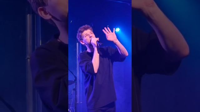 Скажи моё имя шёпотом #shortsvideo #песниотвсейдуши #music #song #top смотреть онлайн