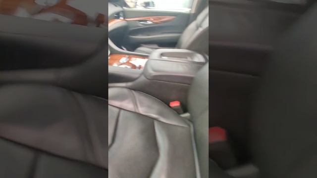 Cadillac Escalade 2015 - Дом на колесах, требующий капитального ремонта: смотреть онлайн