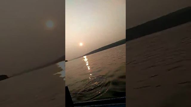 продолжение Рыбалки на Ангаре на хариуса смотреть онлайн