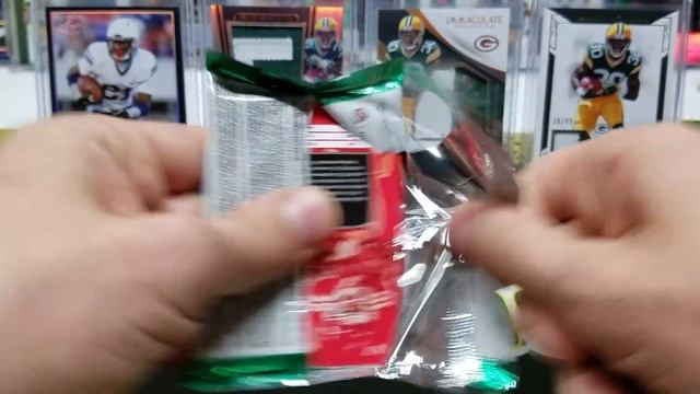 2018 Panini Absolute Football Retail Blaster Box. 1 Auto or Mem смотреть онлайн