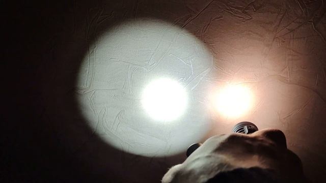 Обзор Manker E05 II - 