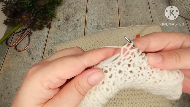 Шарф спицами ?/ вяжем интересным узором...