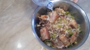 Стейк в духовке дома.