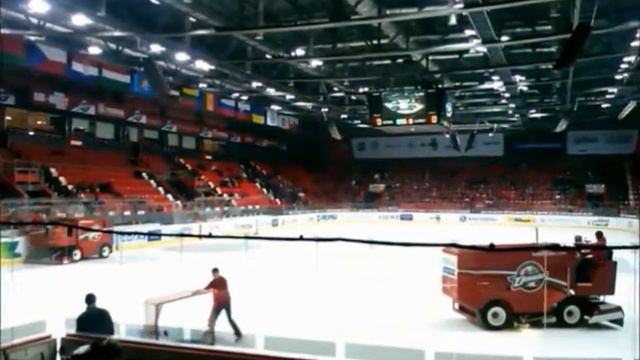 13 я $Х где 20 я ХБ $! Убойный хоккей! смотреть онлайн