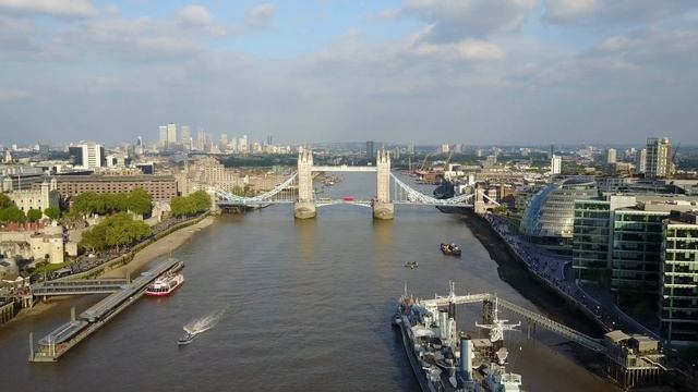 Tower Bridge 4K (UHD) - Tower Bridge London 4K - Tower Bridge 4K Video - Cinematic Travel Video смотреть онлайн