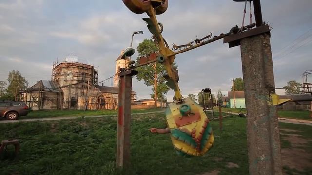 Детская площадка из ада или центр подготовки космонавтов? смотреть онлайн