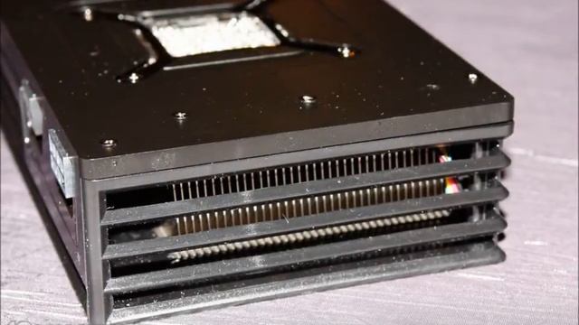 ATI HD 6990 Real Pictures Dual-GPU Antilles смотреть онлайн