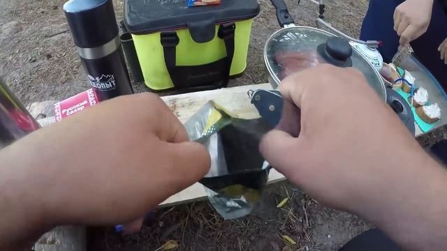 В поисках Щуки на Осенней реке. Сплав. Рыбалка с Ночёвкой. Твичинг. Часть 1. смотреть онлайн