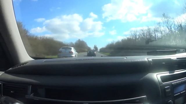 GT35 K24 delsol bonnet exit vs. motorbikes, feat. jzs171 Toyota Crown смотреть онлайн