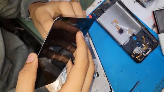 Замена экрана Restoring an Old Oppo Phone - Step-by-Step Guide to LCD Screen Replacement смотреть онлайн