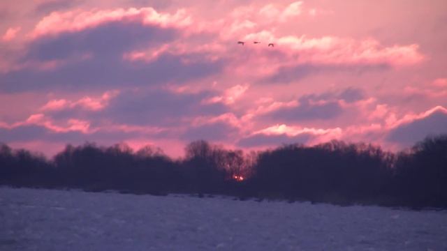 Зимняя рыбалка "мастер клас" ВОСХОД красота г.Черкасы. смотреть онлайн