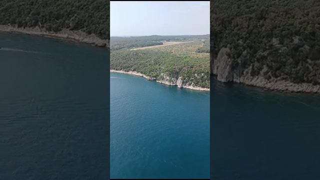 Lim Fjord Croatia with landing at Vrsar (LDPV) смотреть онлайн