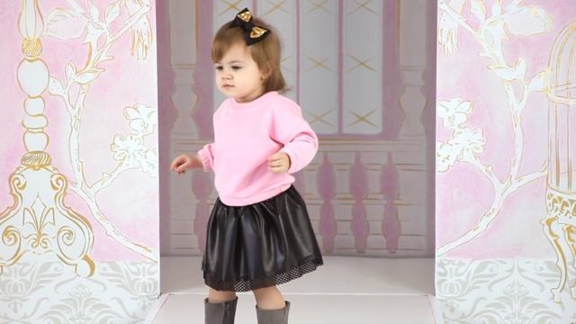 Батник кроп топ + кожанная юбка смотреть онлайн