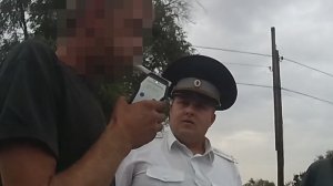 На Ставрополье пьяный водитель попытался скрыться от автоинспекторов за забором