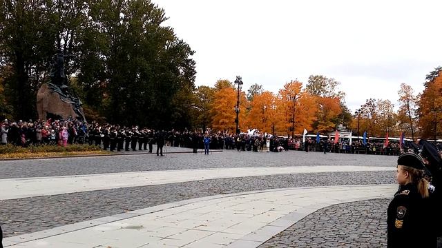 Открытие парада ГУМРФ в честь посвящения в курсанты. Кронштадт смотреть онлайн