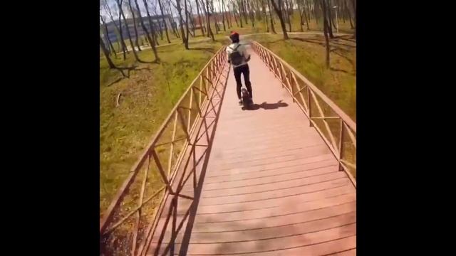 МоноКолесо. Просто отдых вдвоём на своих Аппаратах смотреть онлайн