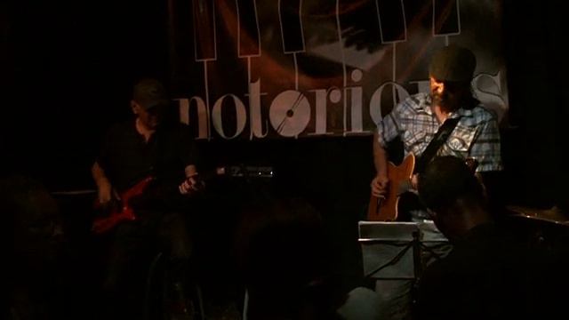 Charly Arana (guitarra) y Alfredo Remus (bajo). Variaciones: "Insensatez" (Antônio Carlos Jobim). смотреть онлайн
