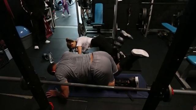Jennifer Lopez's WORKOUT Routine смотреть онлайн