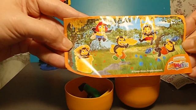 распаковка киндер макси пчелка смотреть онлайн